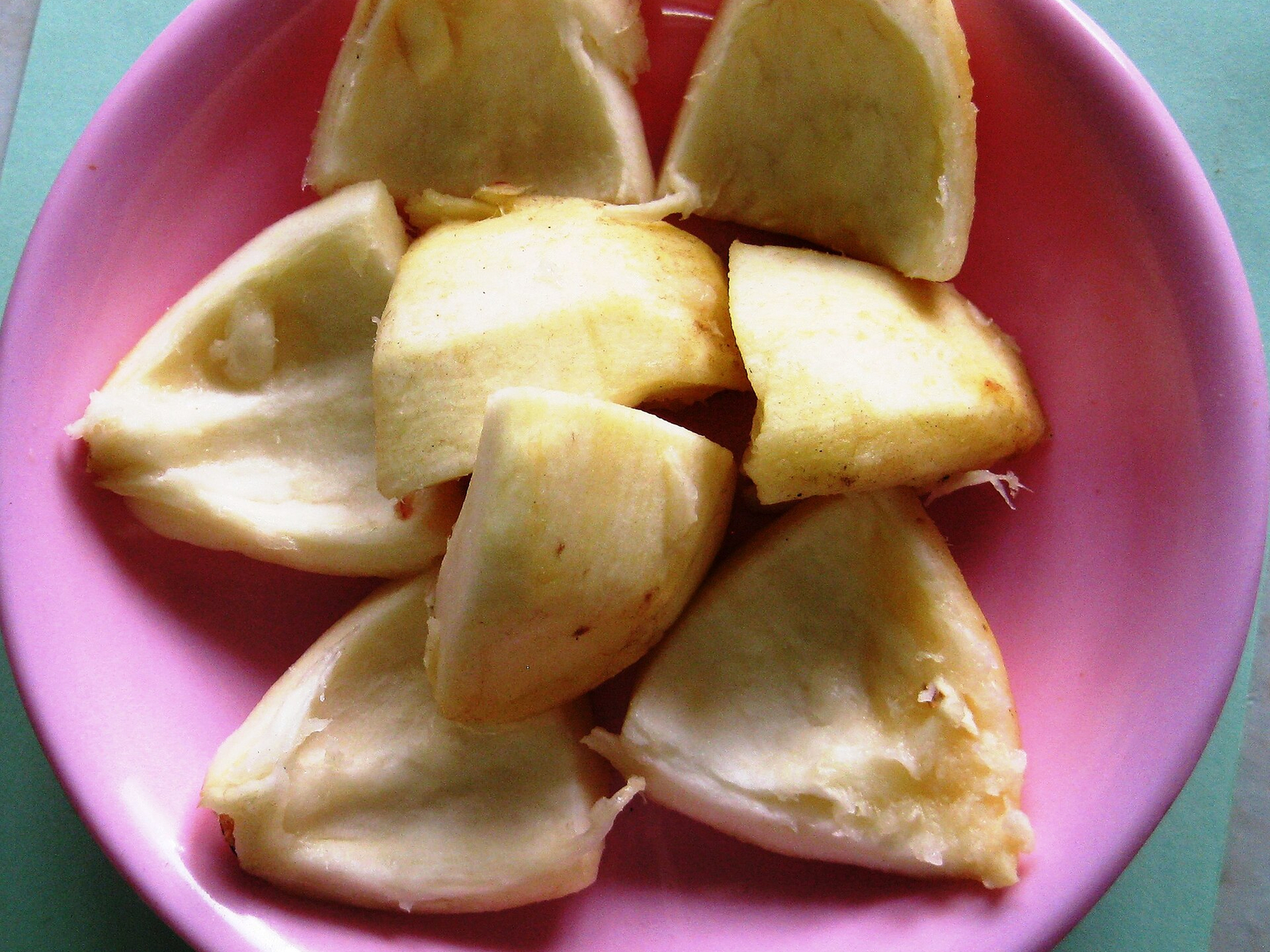 Apple Slices with Protein Peanut Butter Dip