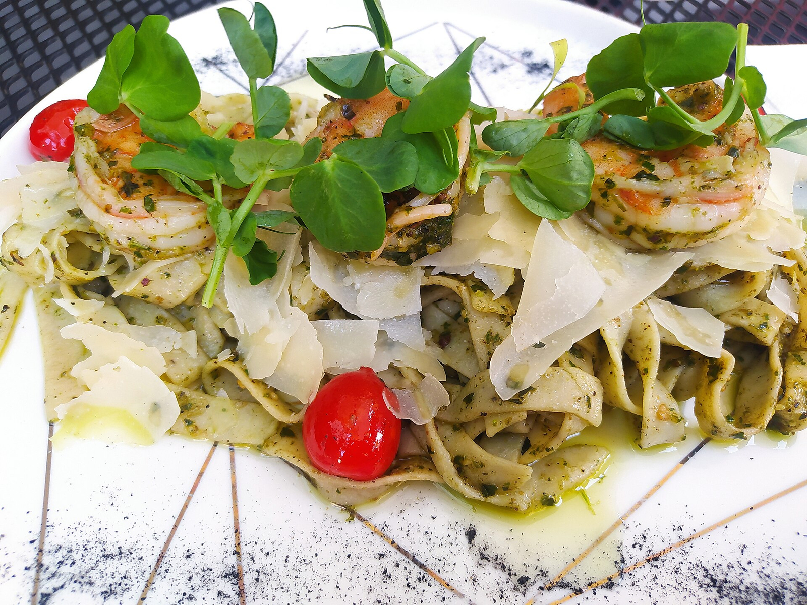 Chicken Pesto Pasta with Spinach