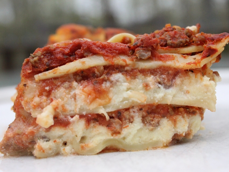 Dirty Bulk Beef Lasagna