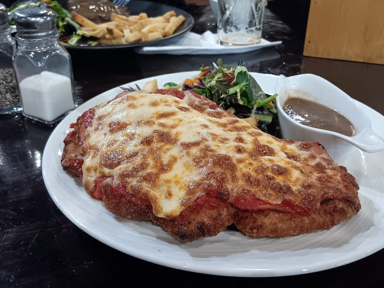 Baked Chicken Parmesan with Zucchini (Low-FODMAP)