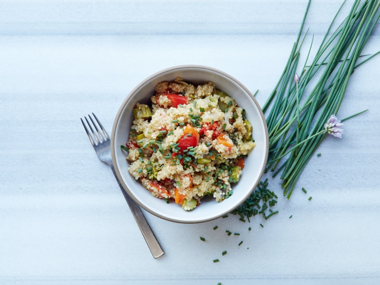 Chicken, Quinoa and Roasted Veg Bowl (Low-FODMAP)