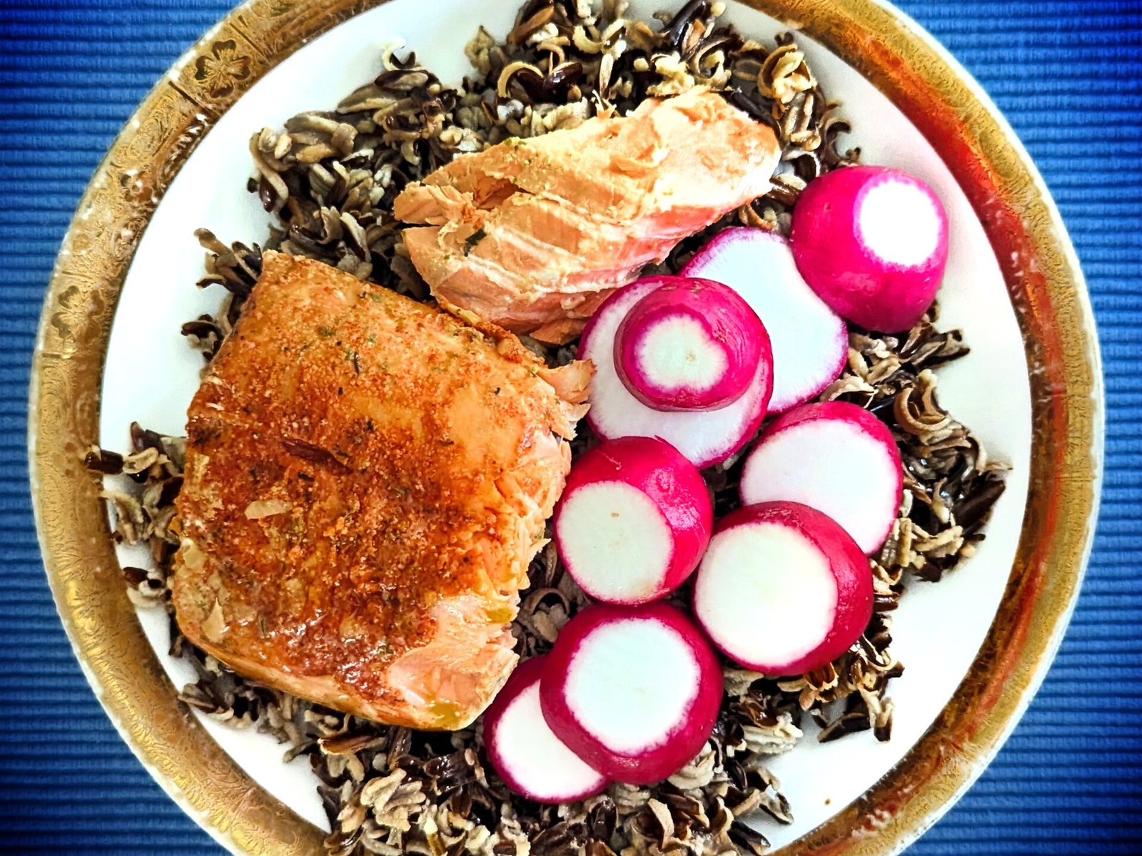 Salmon Sushi Bowl (Low-FODMAP)