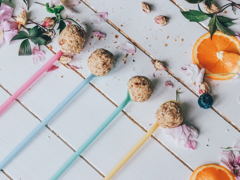 No-Bake Peanut Butter Protein Balls