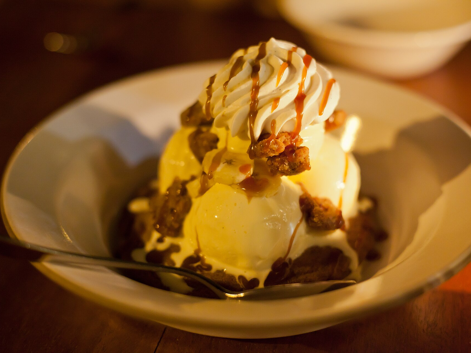 Peanut Butter Cup Protein Sundae