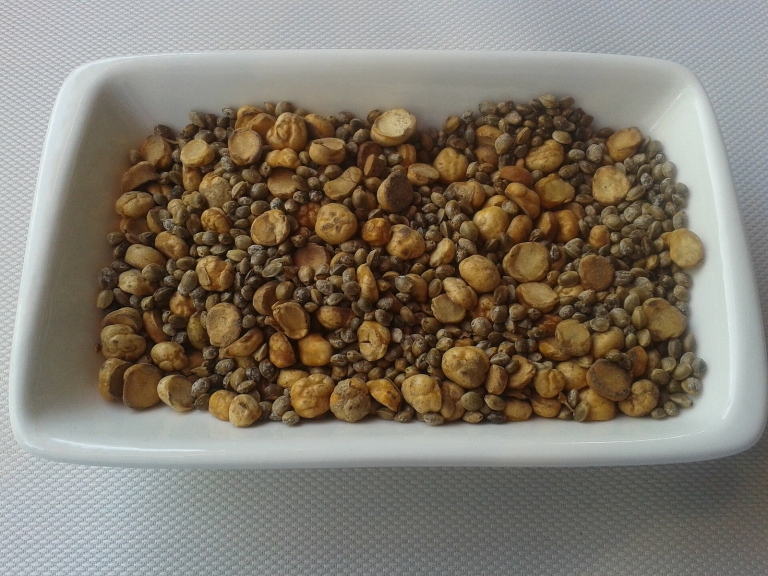 Crunchy Spiced Roasted Chickpeas