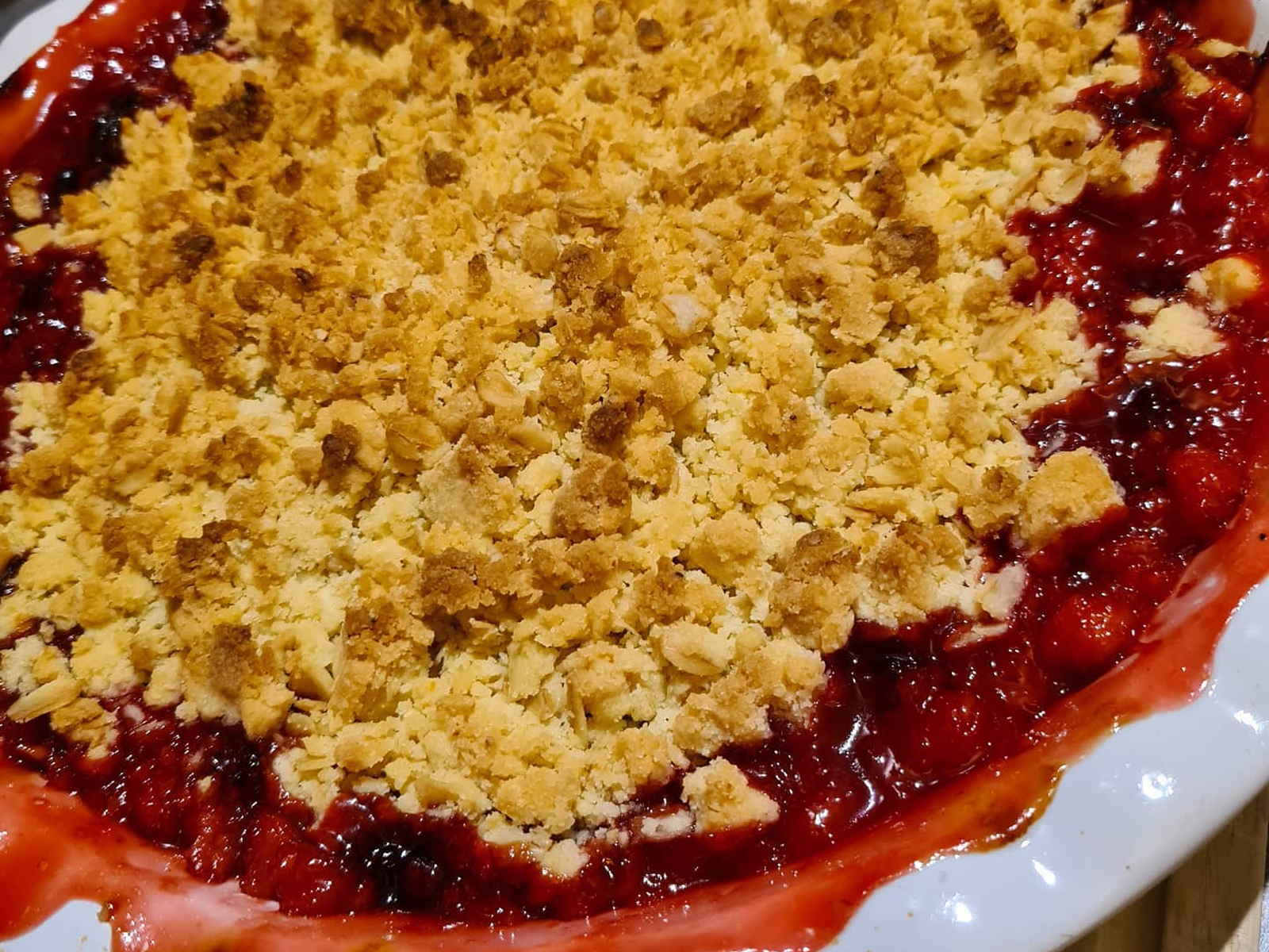 Strawberry Rhubarb Crumble