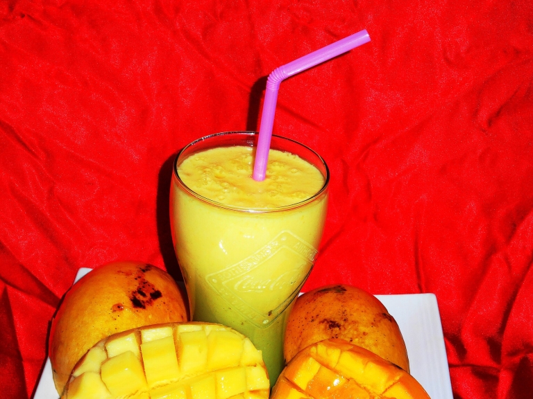 Tropical Mango Protein Smoothie