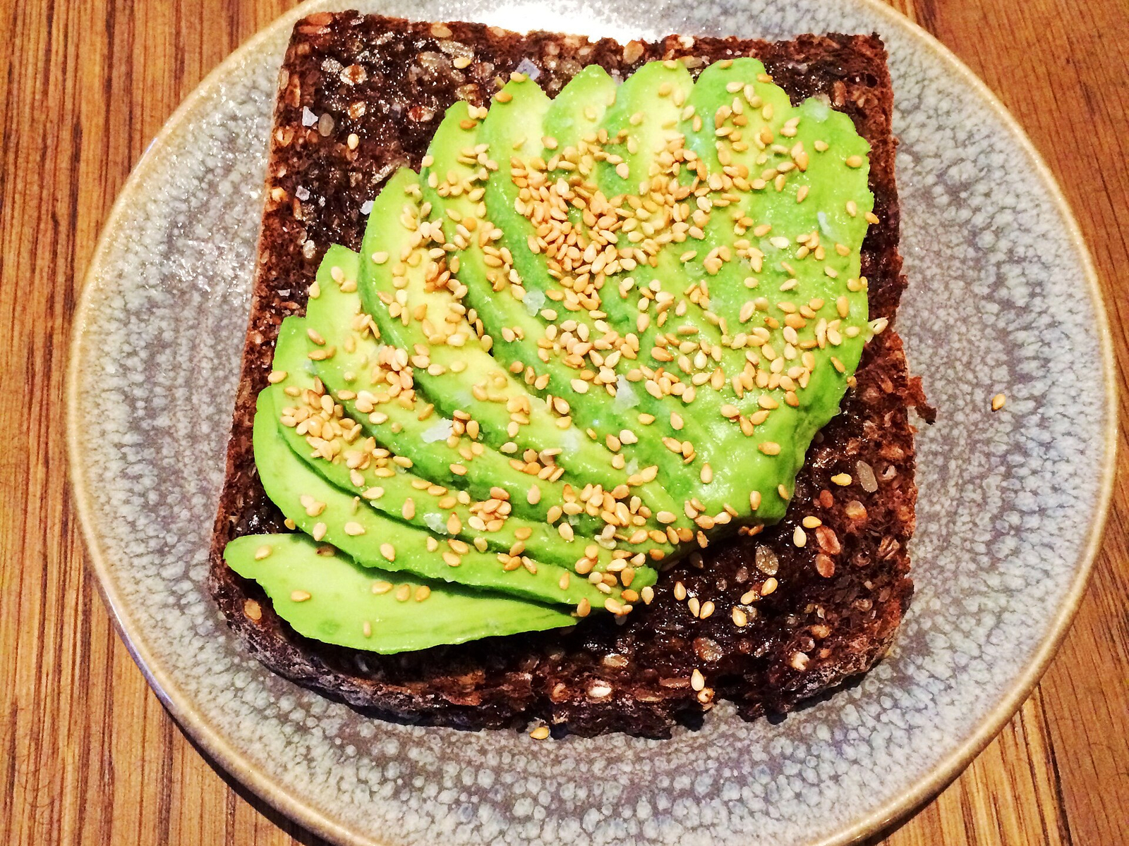 Turkey and Avocado Rice Cakes