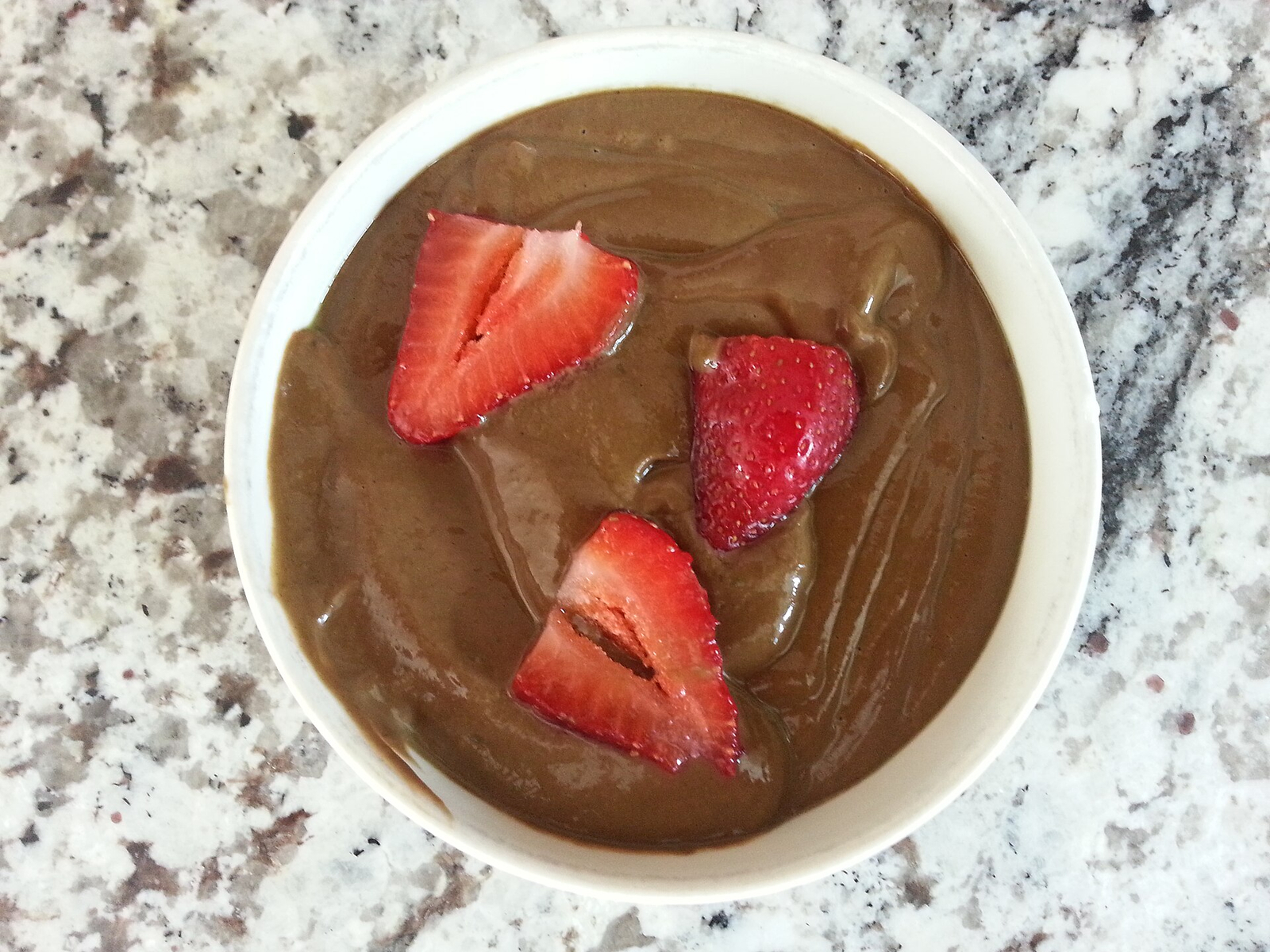 Chocolate Peanut Butter Smoothie Bowl (Vegan)