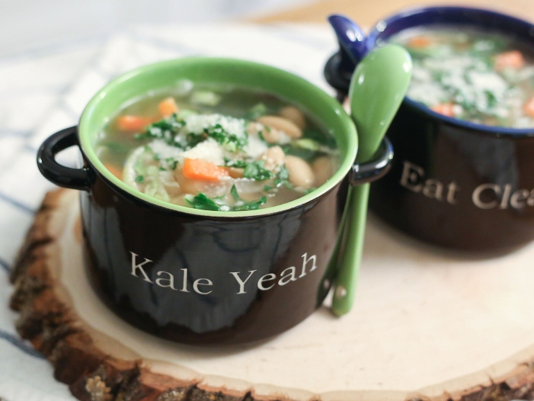 Tuscan White Bean and Kale Soup